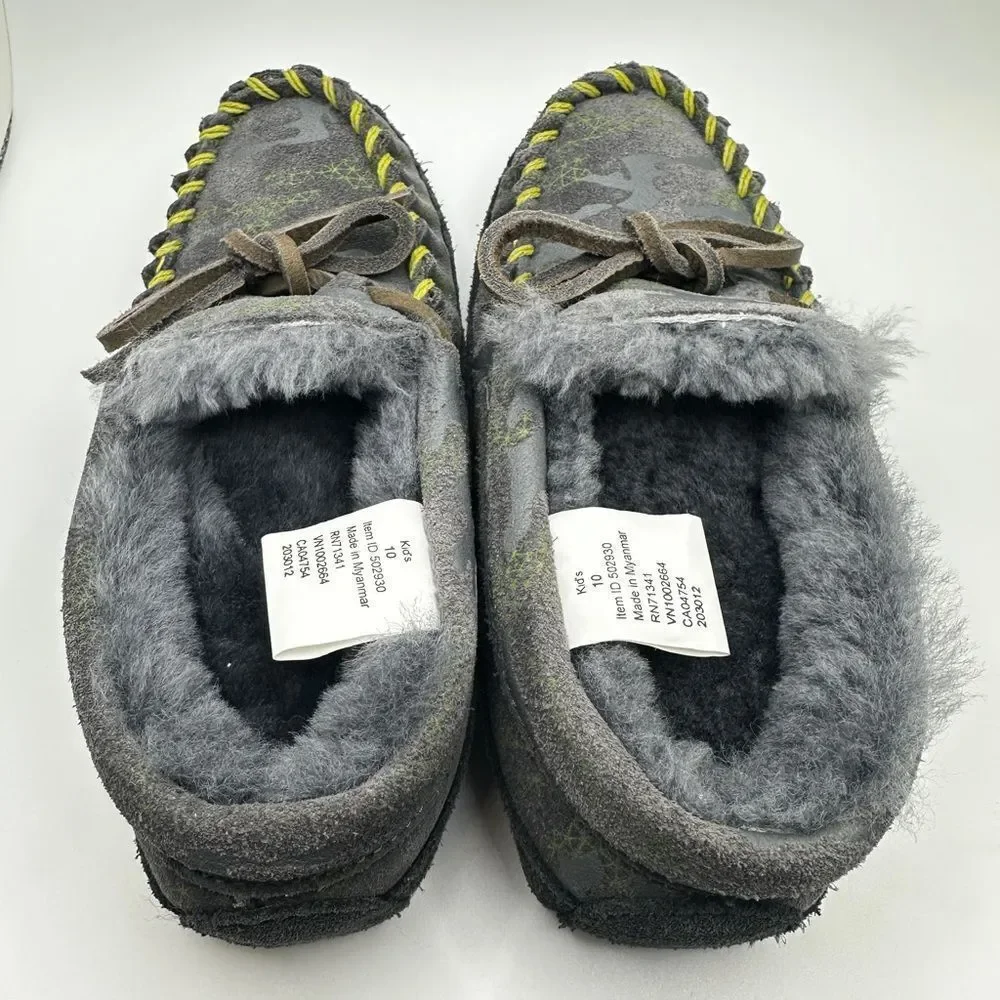 NWOT LL Bean Kids Wicked Good Gray Suede Shearling Moccasins Slippers, Size 10